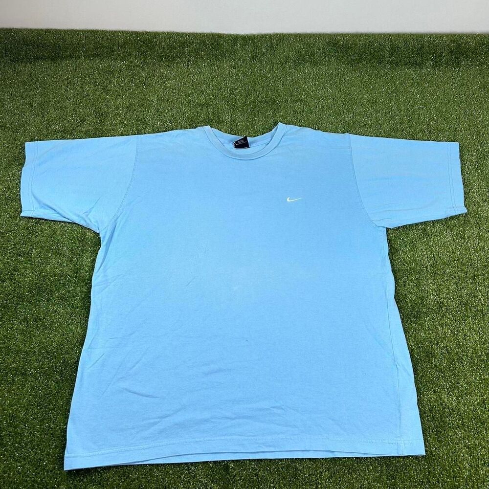 Nike Men's Blue T-shirt